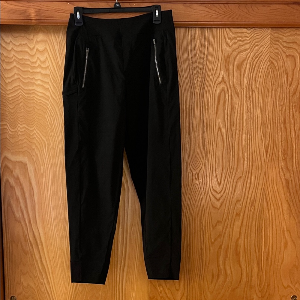 Athleta Women’s Black Joggers. Very comfortable